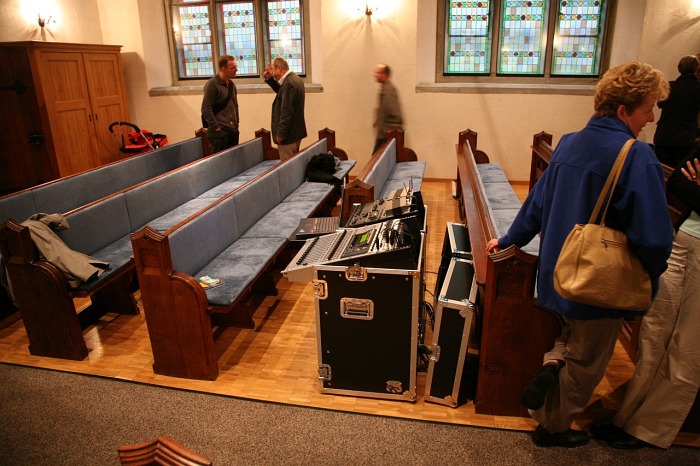 700.... images/ch-markuskirche/3mischer-platz2.jpg.... reg: .*\.(gif|jpg)$, images/ch-markuskirche/ | URLMidRes: 700/3mischer-platz2.jpg, |  - Klicken für das nächste Bild!